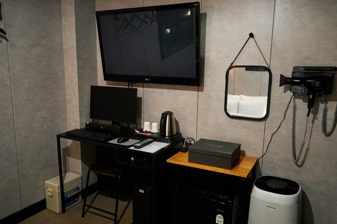 Urban Stay 103 Сеул Екстер'єр фото