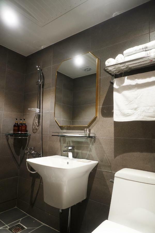 Urban Stay 103 Сеул Екстер'єр фото