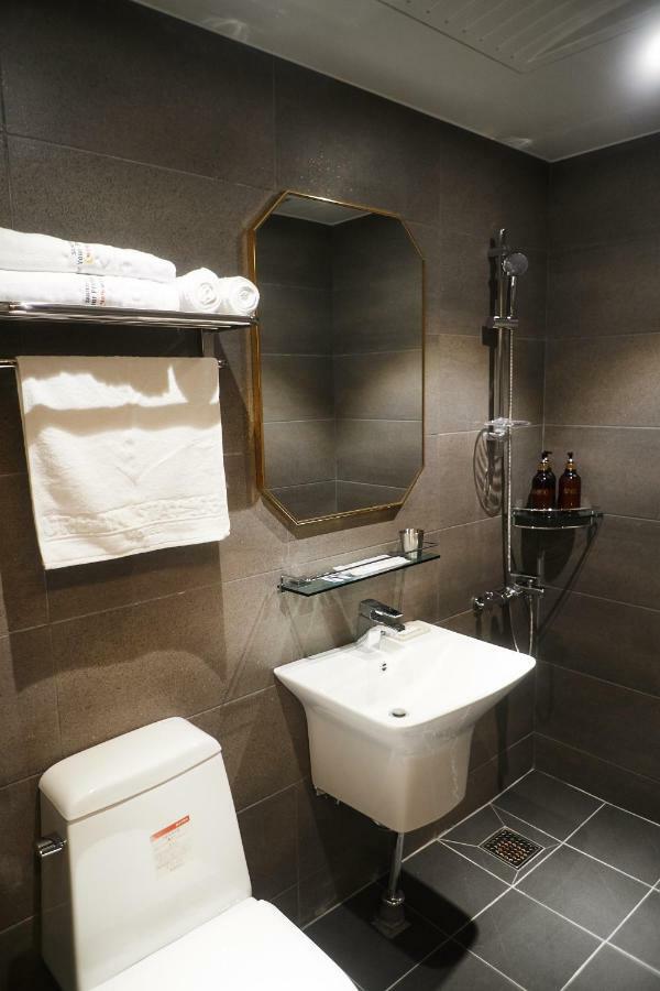 Urban Stay 103 Сеул Екстер'єр фото