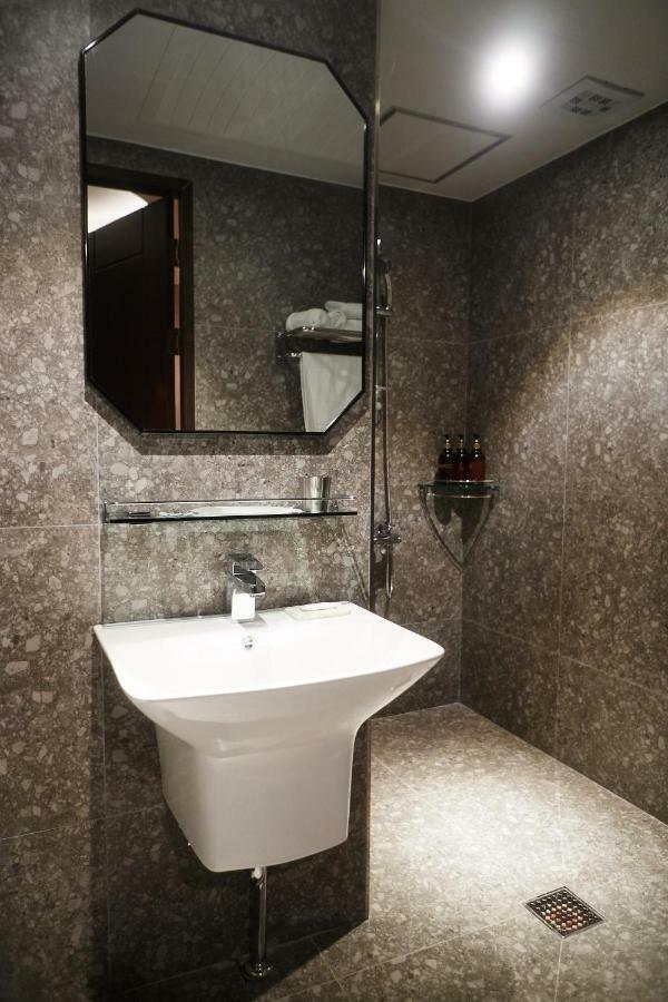 Urban Stay 103 Сеул Екстер'єр фото